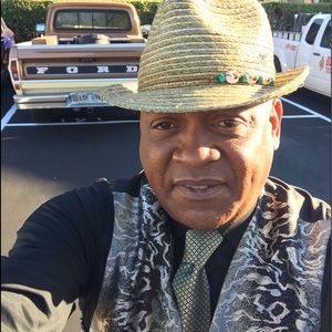 Meet your Posher, Nelson